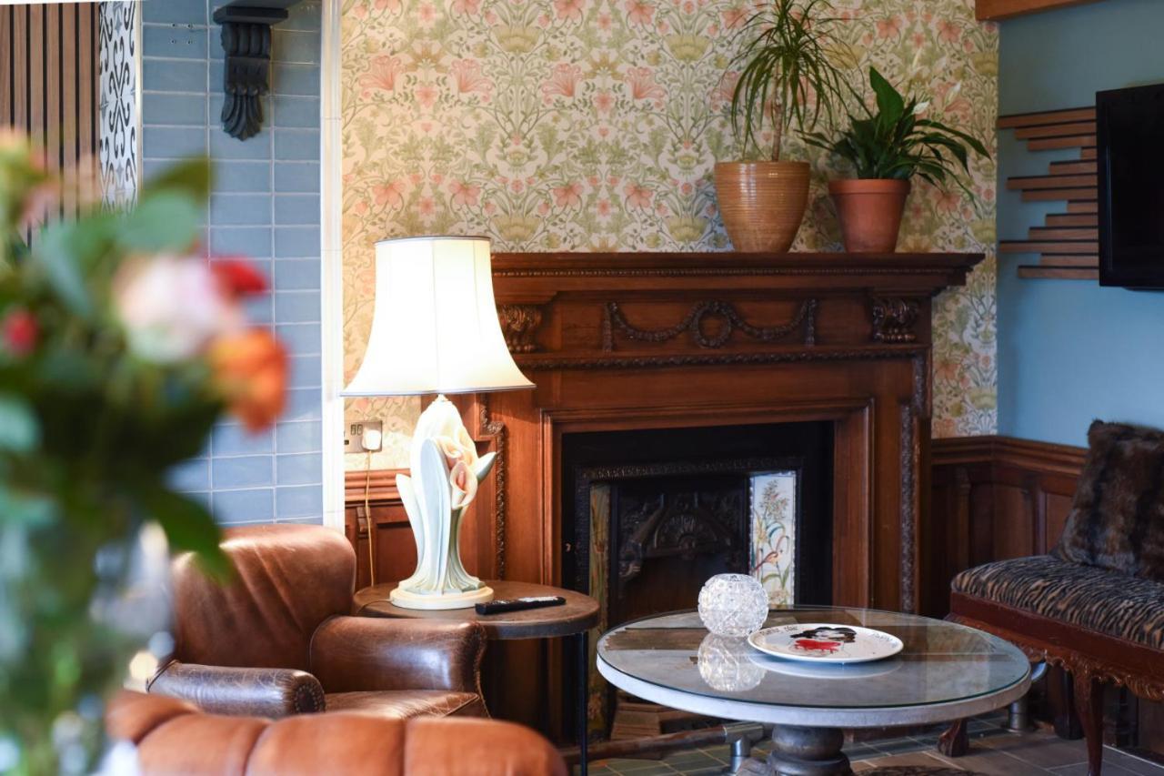 Air Maison - The Cow Shed Wow Factor Countryside Retreat Westbourne  エクステリア 写真